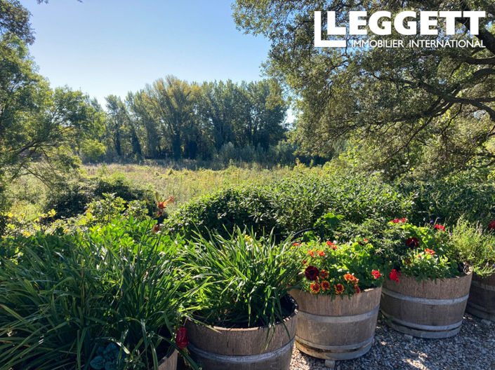 Image No.10-3 Bed House for sale