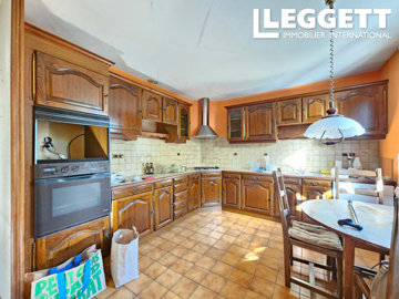 ahr0chm6ly9jzg4uagvzdglhlmltbw8vaw1hz2uvvevom