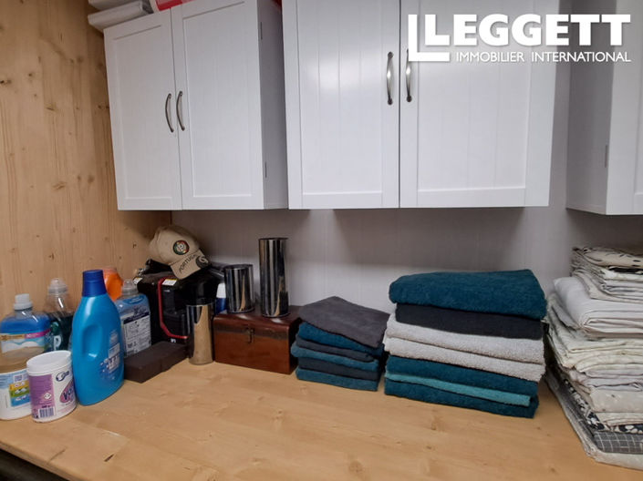 Image No.10-2 Bed House for sale