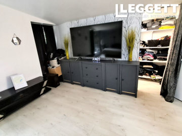 ahr0chm6ly9jzg4uagvzdglhlmltbw8vaw1hz2uvvevom