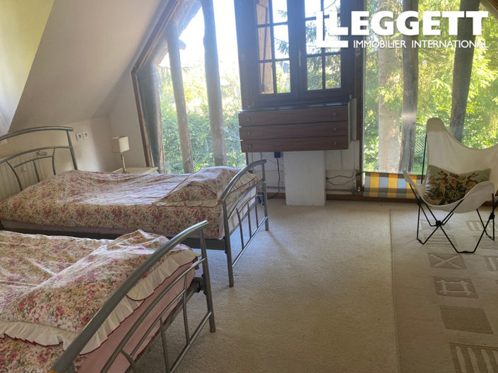 Image No.7-4 Bed House for sale