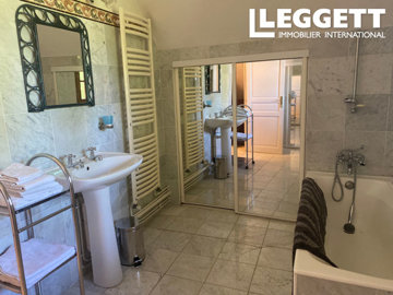 ahr0chm6ly9jzg4uagvzdglhlmltbw8vaw1hz2uvvevom