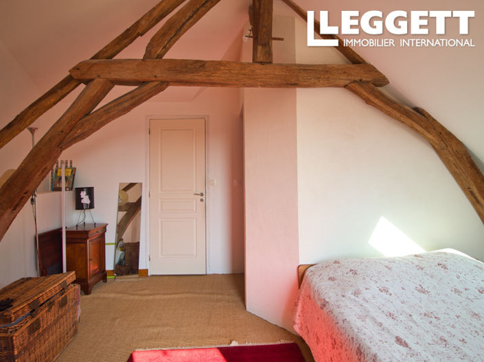 Image No.7-3 Bed House for sale