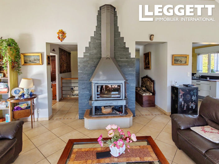 Image No.5-3 Bed House for sale