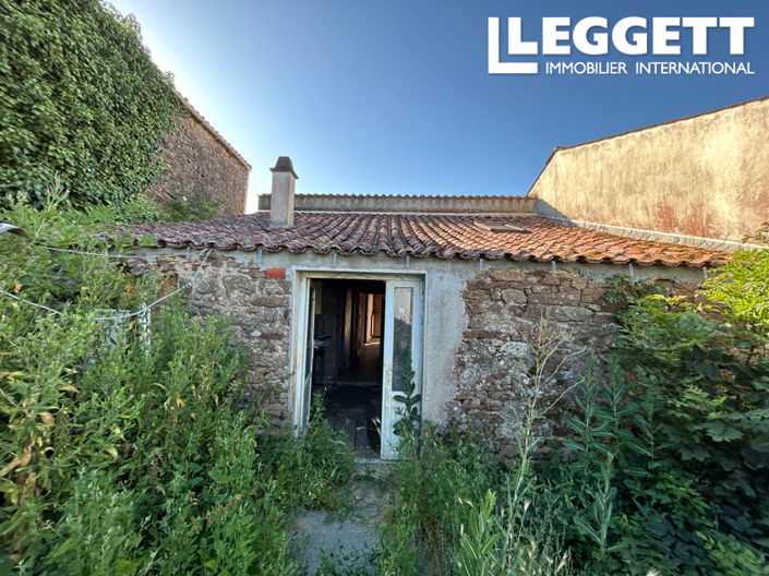 Image No.9-2 Bed House for sale