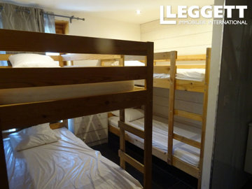 ahr0chm6ly9jzg4uagvzdglhlmltbw8vaw1hz2uvvevom