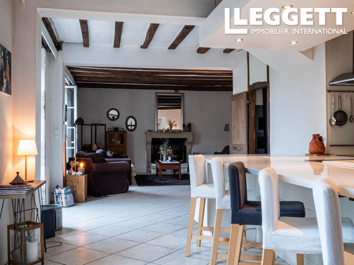 Image No.6-4 Bed House for sale