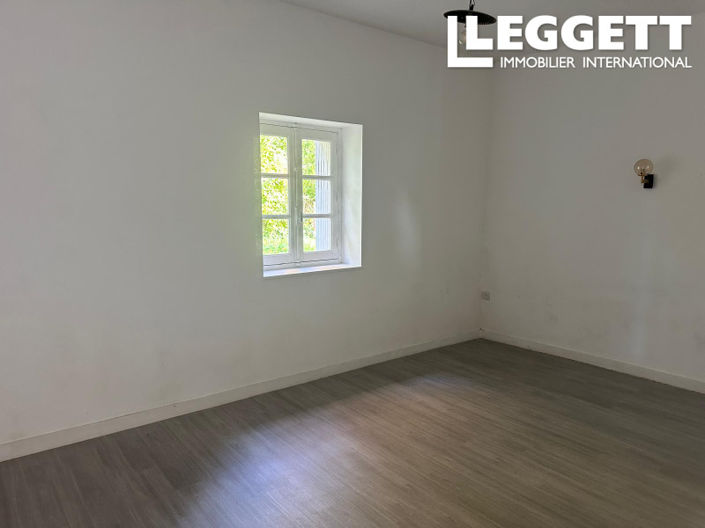 Image No.10-4 Bed House for sale