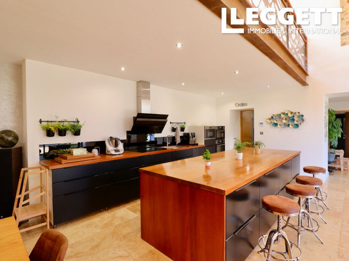 Image No.4-4 Bed House for sale