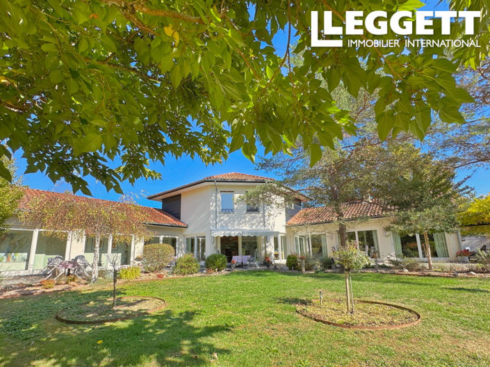 Image No.10-4 Bed House for sale