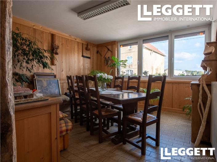 Image No.9-4 Bed House for sale