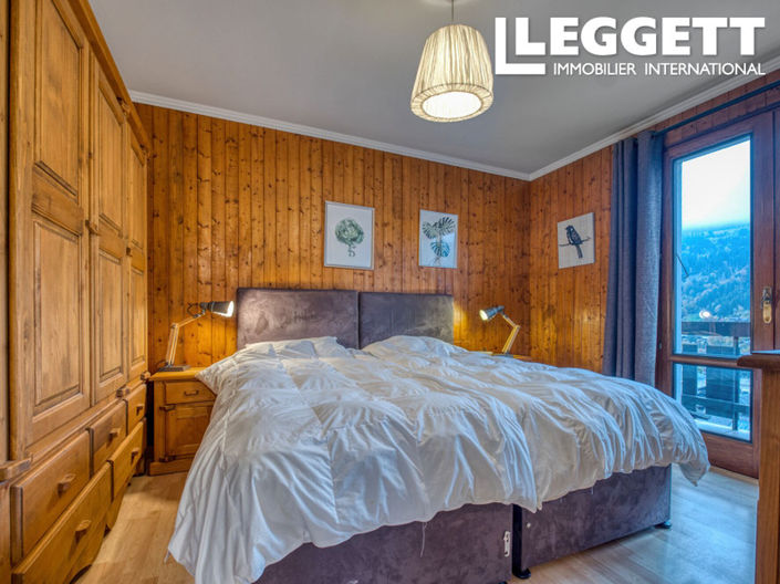 Image No.8-3 Bed Apartment for sale