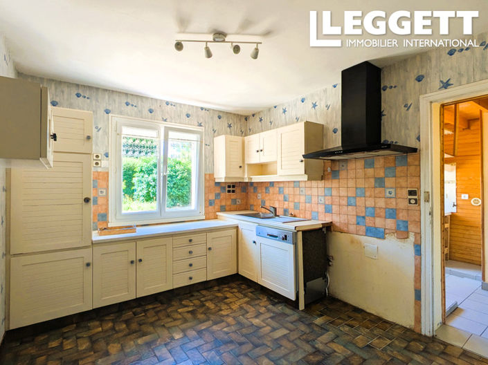 Image No.5-5 Bed House for sale