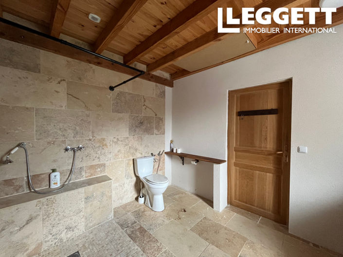 Image No.5-6 Bed House for sale