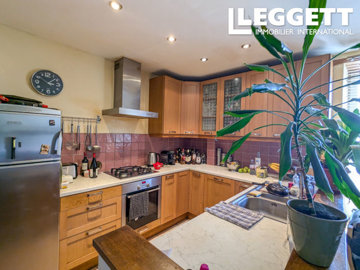 ahr0chm6ly9jzg4uagvzdglhlmltbw8vaw1hz2uvvevom