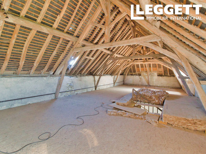 Image No.10-2 Bed House for sale