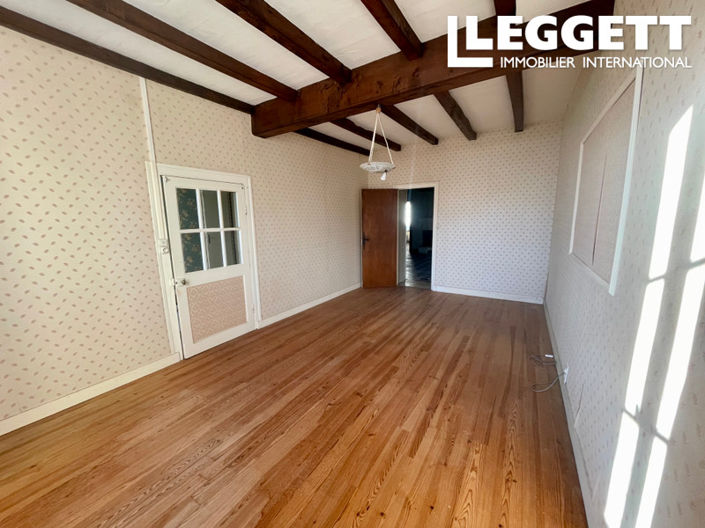 Image No.7-3 Bed House for sale