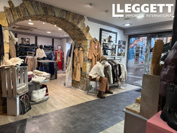 ahr0chm6ly9jzg4uagvzdglhlmltbw8vaw1hz2uvvevom