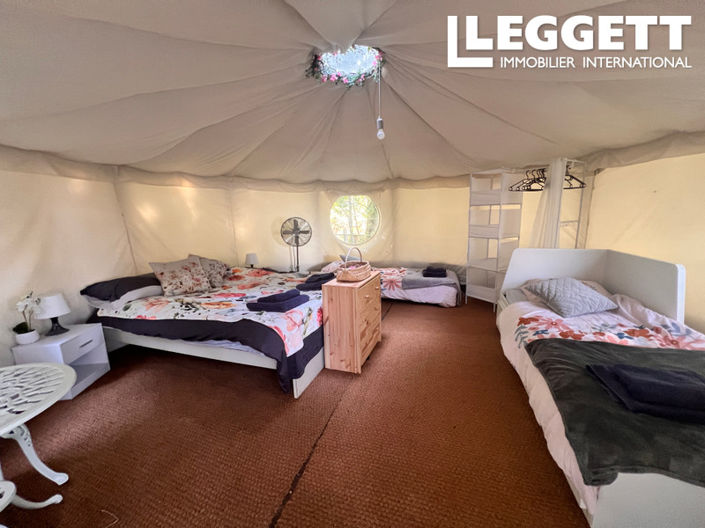 Image No.10-14 Bed Commercial for sale