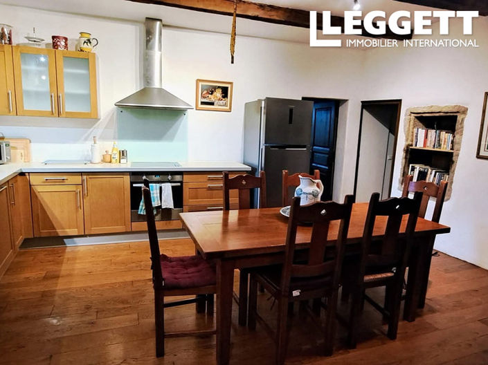 Image No.3-10 Bed House for sale