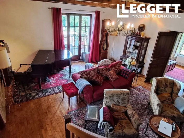 Image No.4-10 Bed House for sale