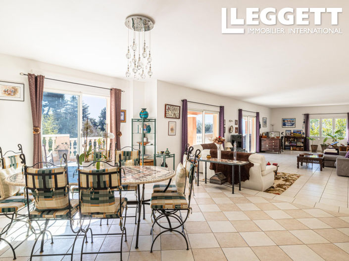 Image No.3-5 Bed House for sale