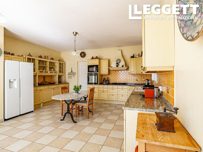 Image No.4-5 Bed House for sale