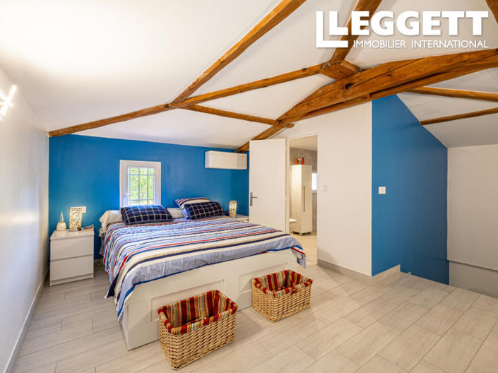 Image No.5-5 Bed House for sale