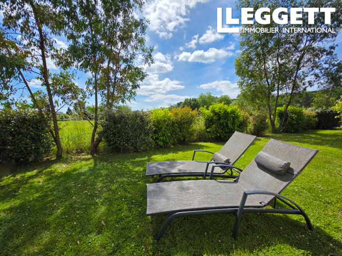 Image No.9-2 Bed House for sale