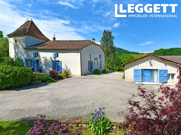 Image No.2-10 Bed Chateaux for sale