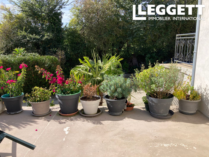 Image No.9-5 Bed House for sale