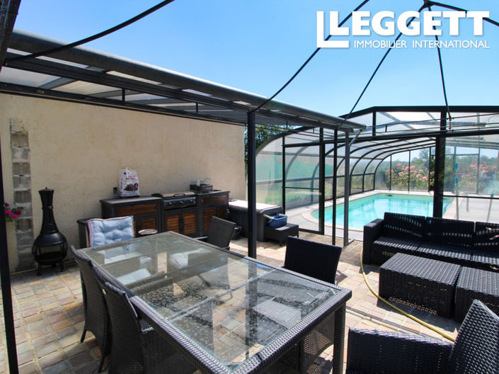 Image No.10-3 Bed House for sale