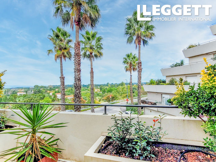 Image No.10-3 Bed Apartment for sale