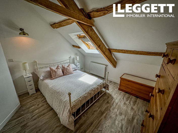 Image No.8-3 Bed House for sale