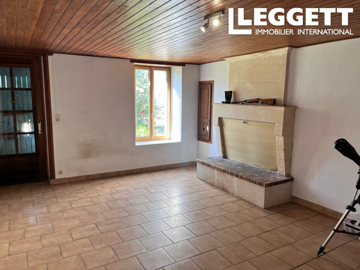 Image No.8-3 Bed House for sale