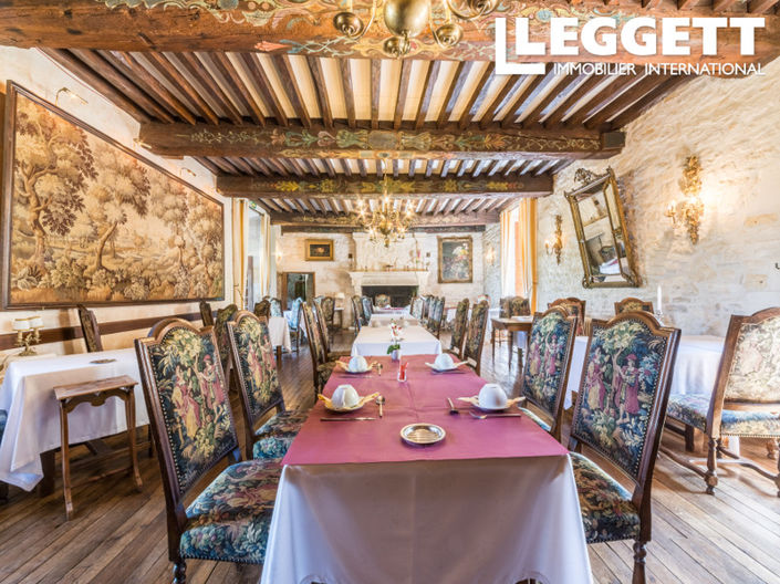 Image No.5-32 Bed Chateaux for sale