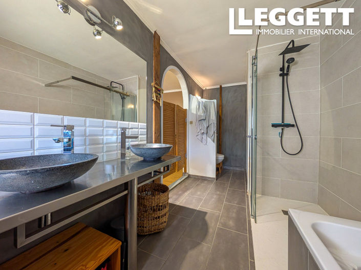 Image No.9-4 Bed House for sale