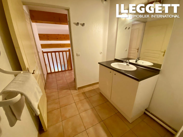 Image No.7-2 Bed House for sale