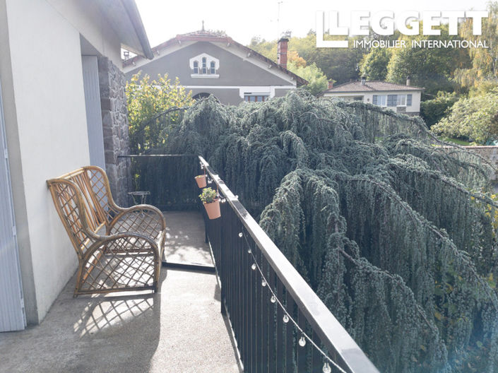 Image No.6-4 Bed House for sale