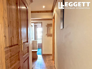 ahr0chm6ly9jzg4uagvzdglhlmltbw8vaw1hz2uvvevom