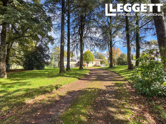 Image No.9-4 Bed House for sale