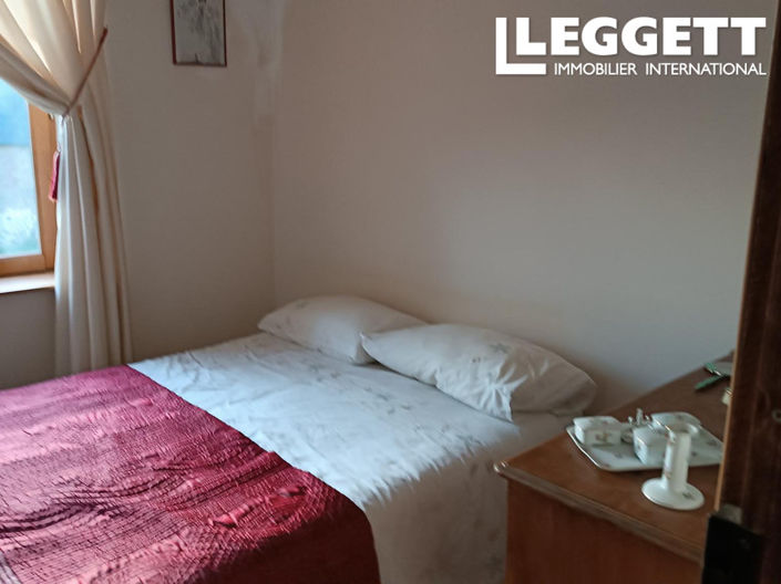 Image No.2-3 Bed House for sale