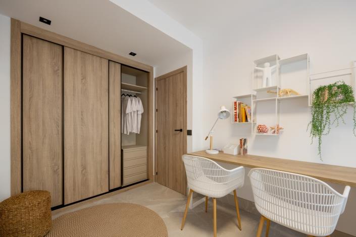 Image No.23-3 Bed Townhouse for sale