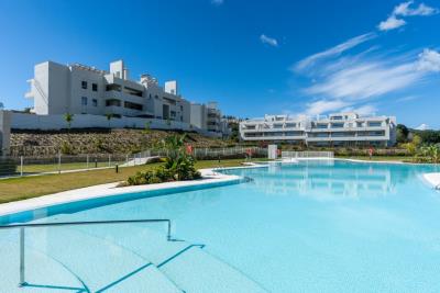 A2_Solana-Village-apartments-La-Cala-Golf-pool_March-2025