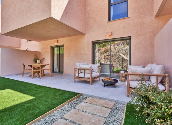 Image No.6-3 Bed Townhouse for sale