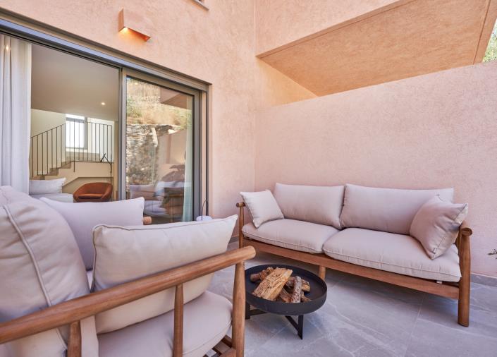 Image No.8-3 Bed Townhouse for sale