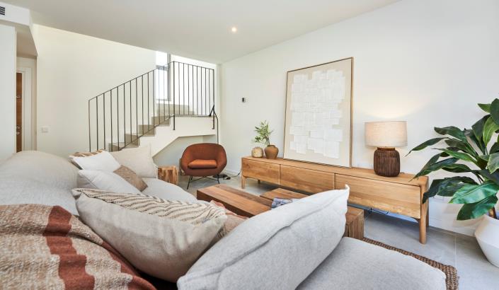 Image No.11-3 Bed Townhouse for sale