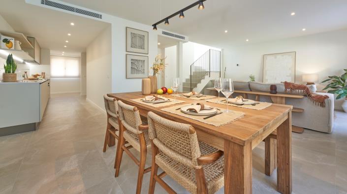 Image No.15-3 Bed Townhouse for sale