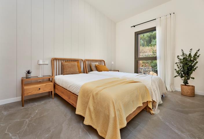 Image No.27-3 Bed Townhouse for sale