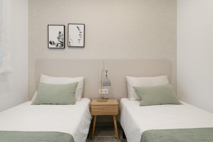 Image No.28-2 Bed Apartment for sale